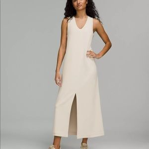Ease of it all v-neck dress midi